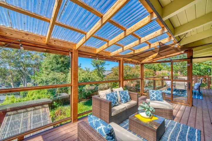 890 Kelmore Street, Moss Beach, California 94038