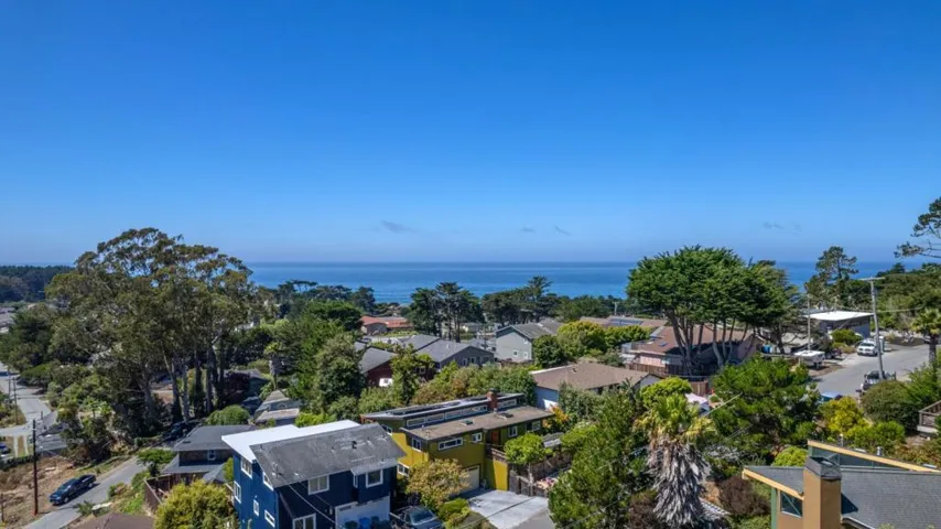 890 Kelmore Street, Moss Beach, California 94038
