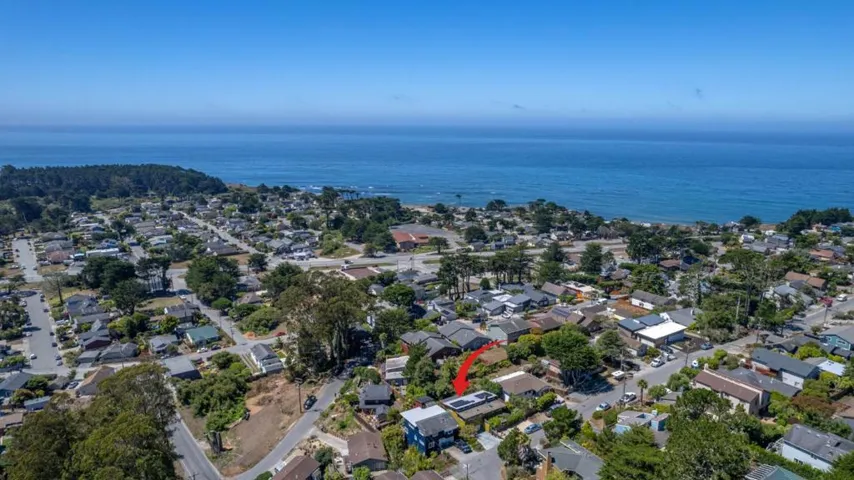 890 Kelmore Street, Moss Beach, California 94038