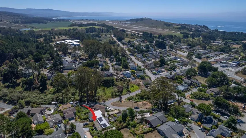 890 Kelmore Street, Moss Beach, California 94038