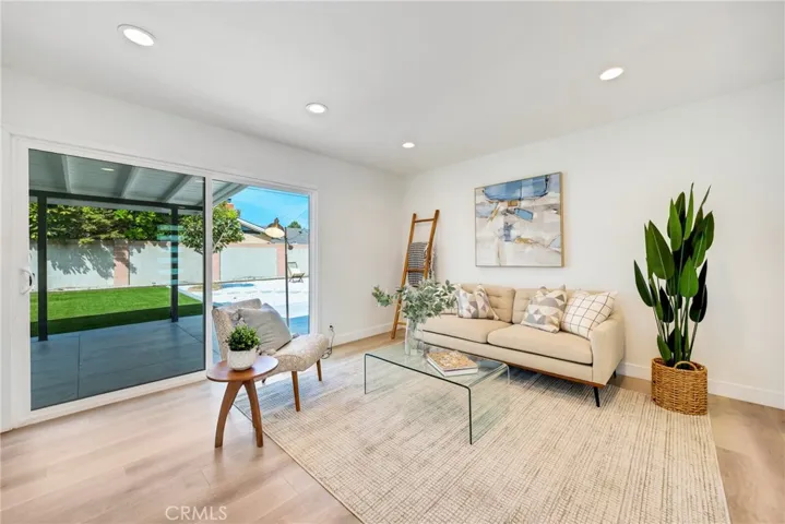 16351 Hollywood Lane, Huntington Beach, California 92649