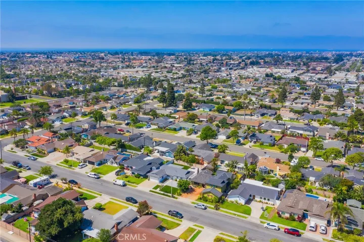 16351 Hollywood Lane, Huntington Beach, California 92649