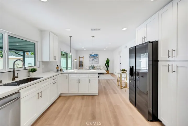 16351 Hollywood Lane, Huntington Beach, California 92649