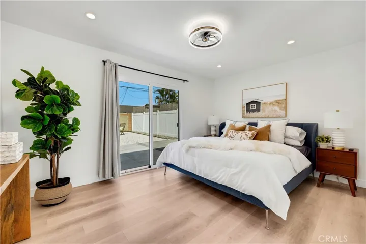 16351 Hollywood Lane, Huntington Beach, California 92649