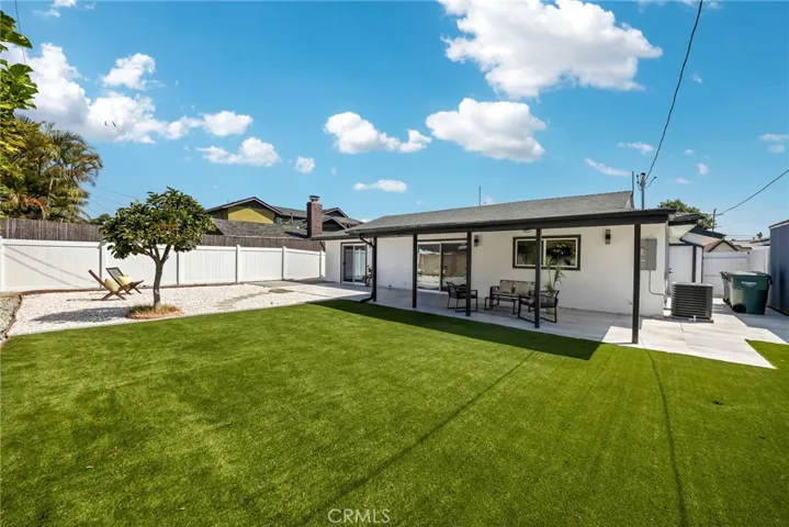 16351 Hollywood Lane, Huntington Beach, California 92649
