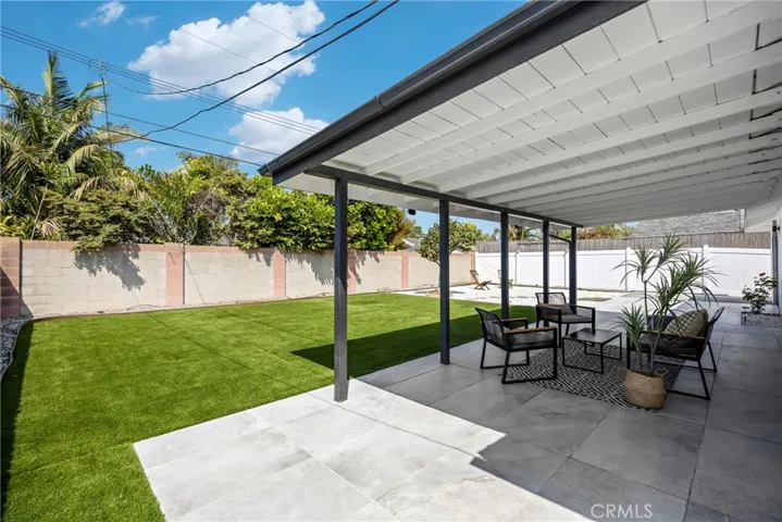 16351 Hollywood Lane, Huntington Beach, California 92649