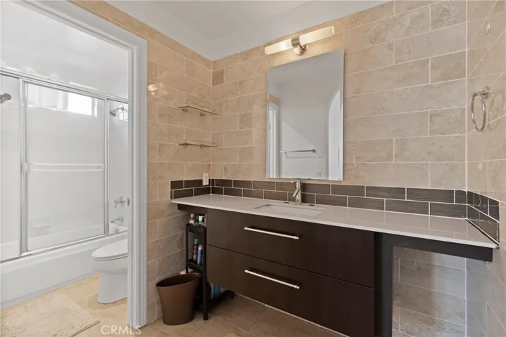 Master Suite #1 - bath
