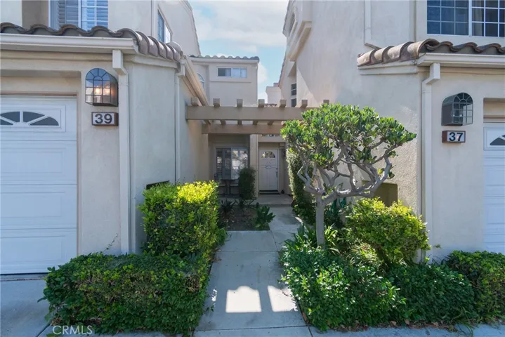 39 Alcoba, Irvine, California 92614