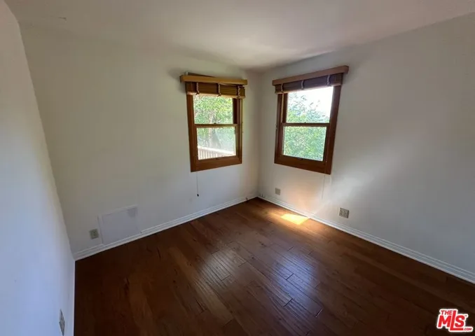 21652 Encina Road, Topanga, California 90290