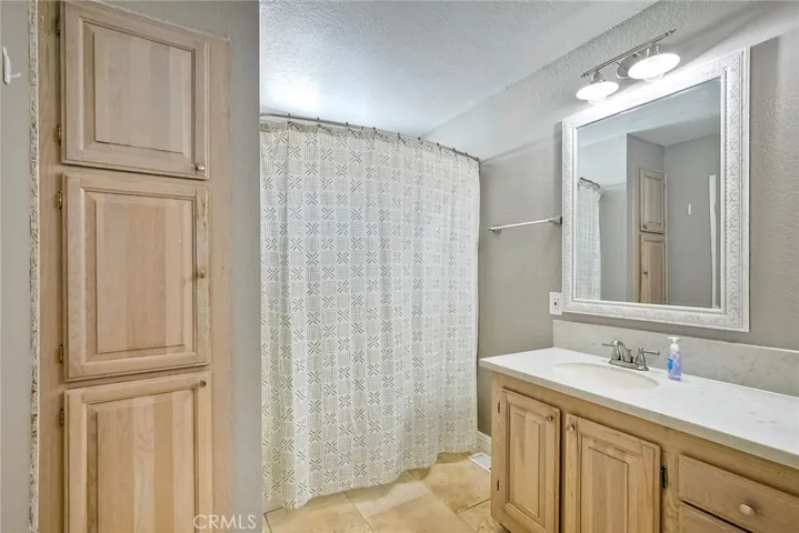 4874 Dulin Road, Fallbrook, California 92028