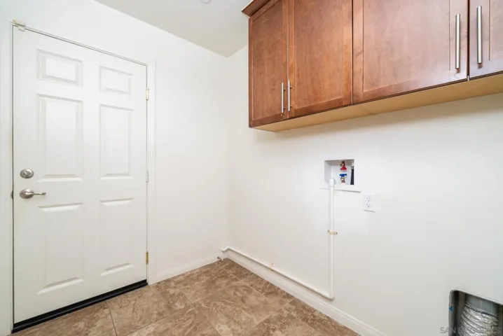1204 White Oak Ct, El Cajon, California 92020