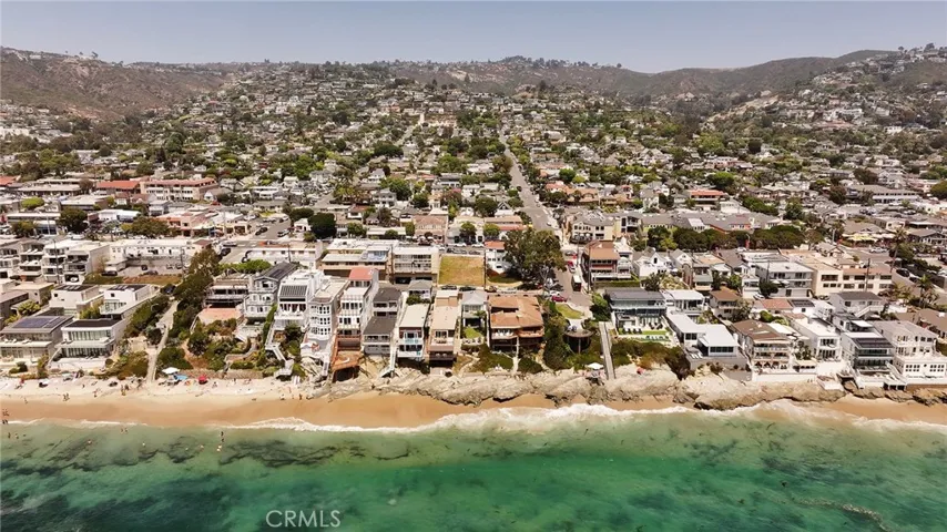 368 Oak Street, Laguna Beach, California 92651