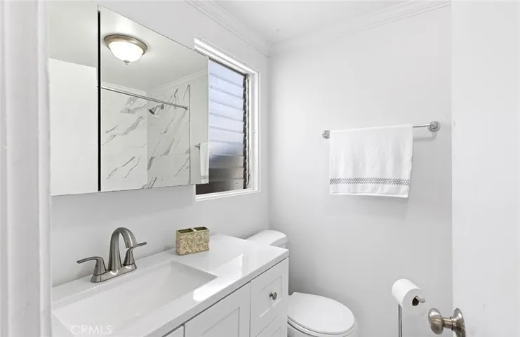 368 Oak Street, Laguna Beach, California 92651