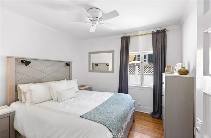 368 Oak Street, Laguna Beach, California 92651