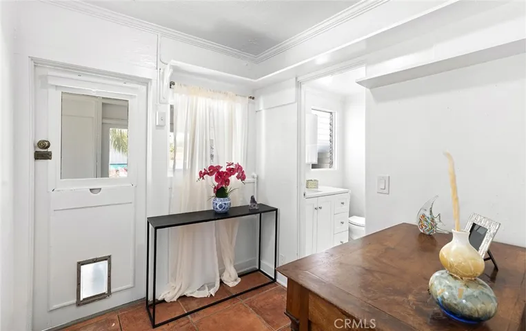 368 Oak Street, Laguna Beach, California 92651
