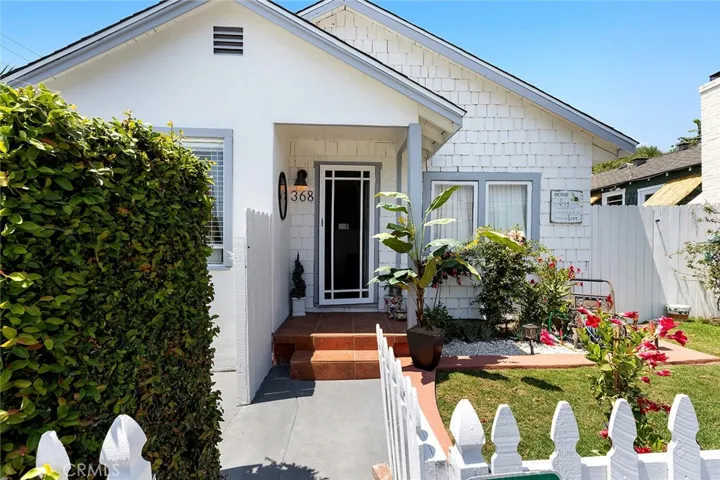 368 Oak Street, Laguna Beach, California 92651