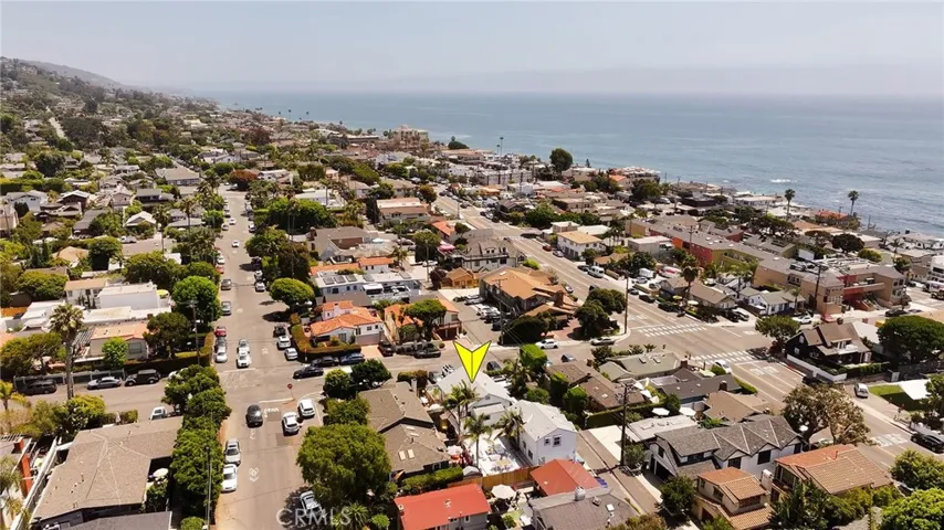 368 Oak Street, Laguna Beach, California 92651