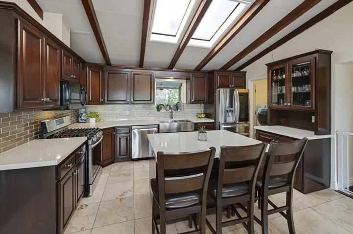 18-web-or-mls-643  Crown st. Glendora (2