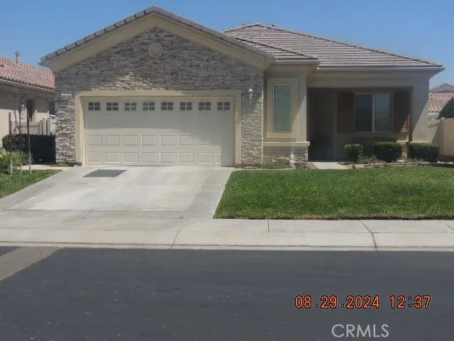 11143 Canora Court, Apple Valley, California 92308