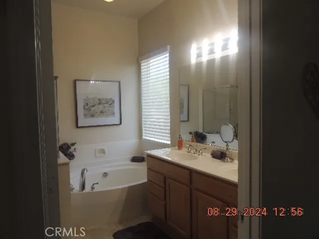 11143 Canora Court, Apple Valley, California 92308