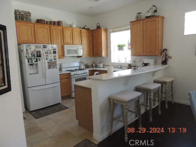 11143 Canora Court, Apple Valley, California 92308