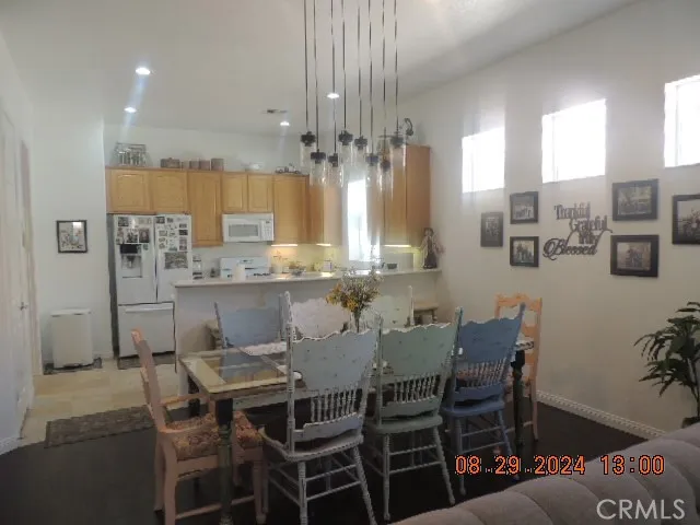 11143 Canora Court, Apple Valley, California 92308