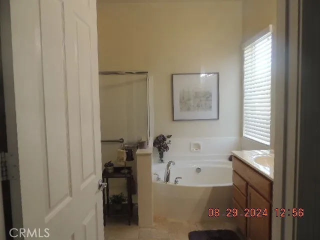 11143 Canora Court, Apple Valley, California 92308