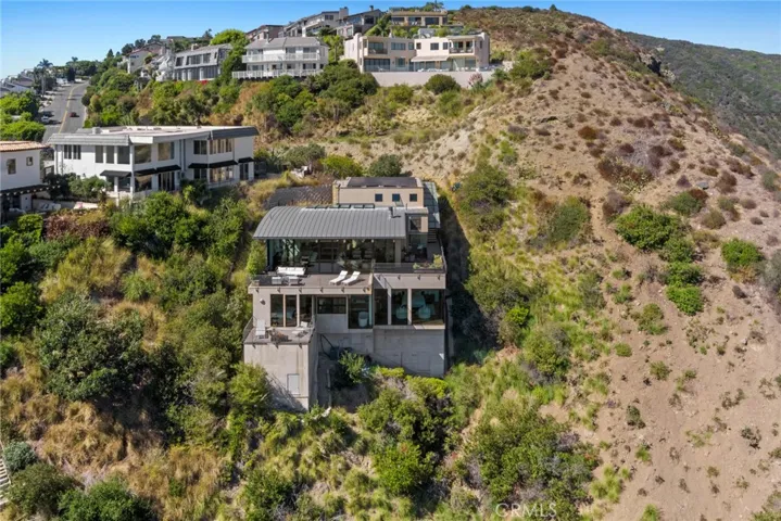 591 Balboa Avenue, Laguna Beach, California 92651