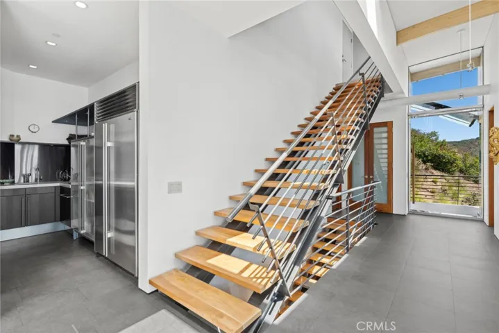 591 Balboa Avenue, Laguna Beach, California 92651