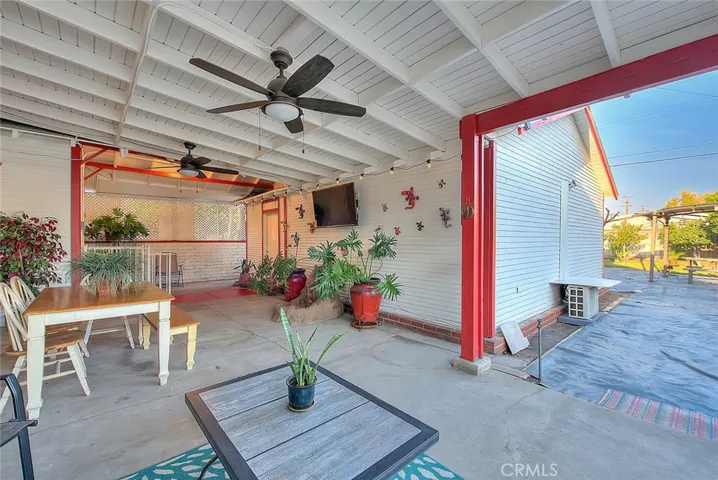 2095 N Mountain View Avenue, San Bernardino, California 92405