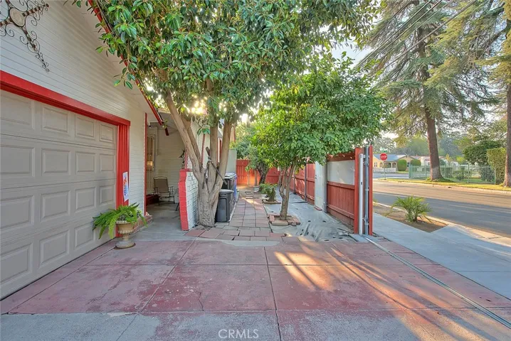 2095 N Mountain View Avenue, San Bernardino, California 92405