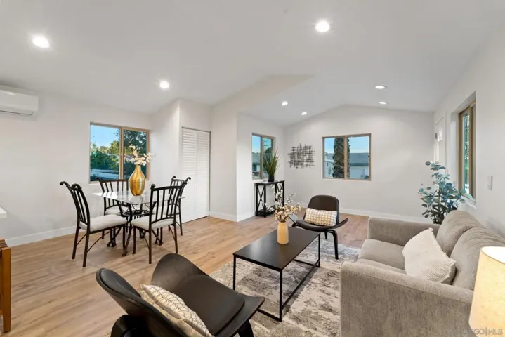 7290 Colony Rd, La Mesa, California 91942