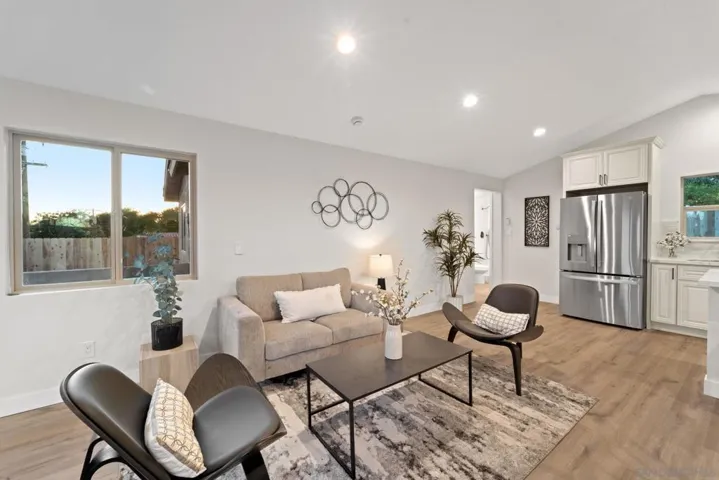 7290 Colony Rd, La Mesa, California 91942