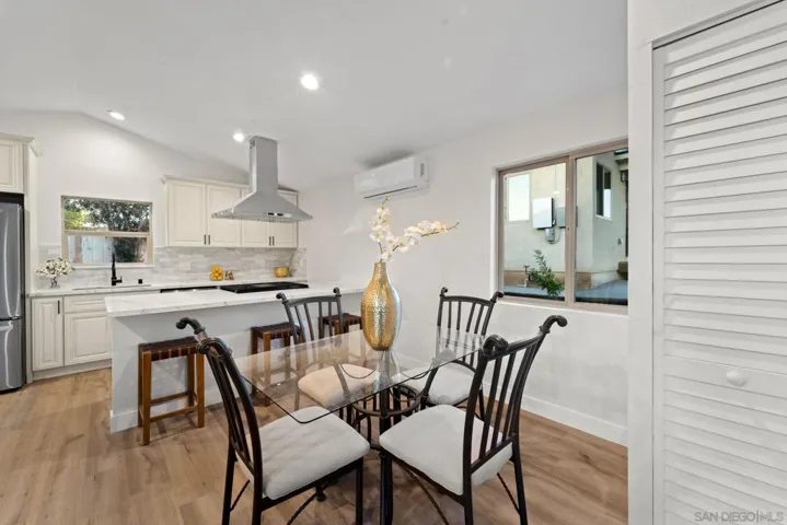 7290 Colony Rd, La Mesa, California 91942