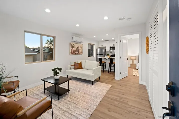7290 Colony Rd, La Mesa, California 91942