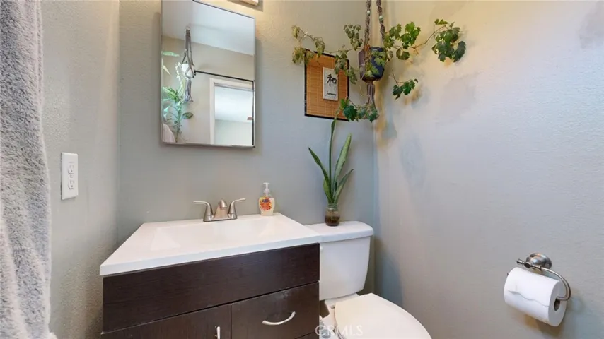 11201 Bleeker Court, Riverside, California 92505