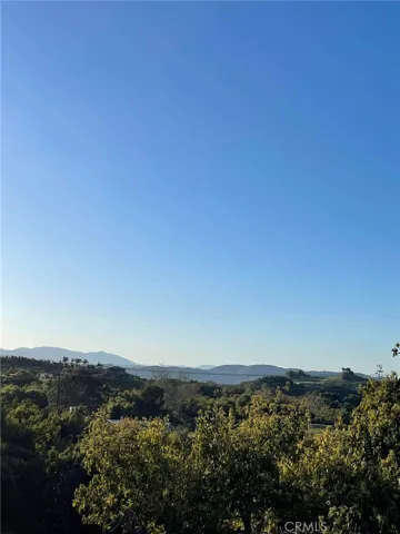 66 Carancho Road, Temecula, California 92590