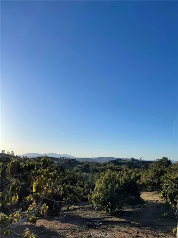 66 Carancho Road, Temecula, California 92590
