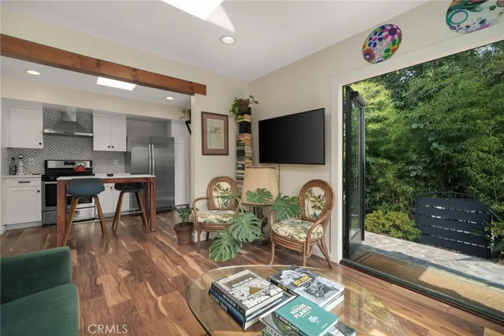 1900 Berkeley, Echo Park, California 90026