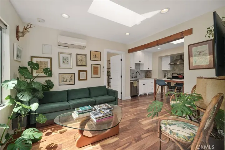1900 Berkeley, Echo Park, California 90026