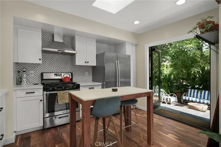 1900 Berkeley, Echo Park, California 90026