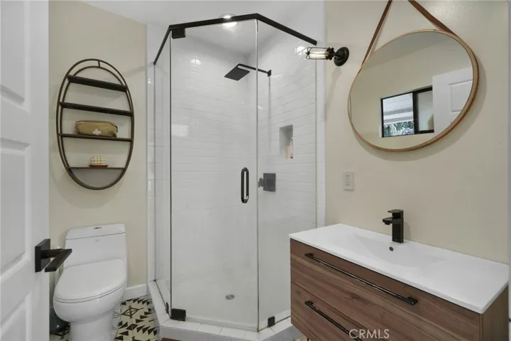 1900 Berkeley, Echo Park, California 90026