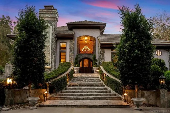 15145 Rancho Real, Del Mar, California 92014