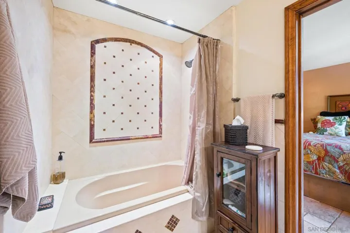 15145 Rancho Real, Del Mar, California 92014