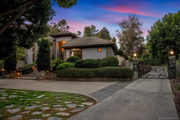 15145 Rancho Real, Del Mar, California 92014