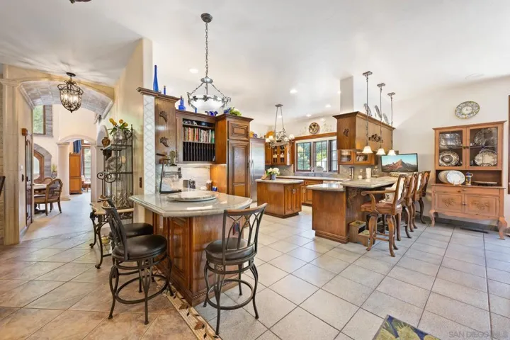 15145 Rancho Real, Del Mar, California 92014