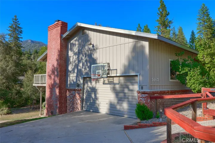 5663 Creel Road, Mariposa, California 95338
