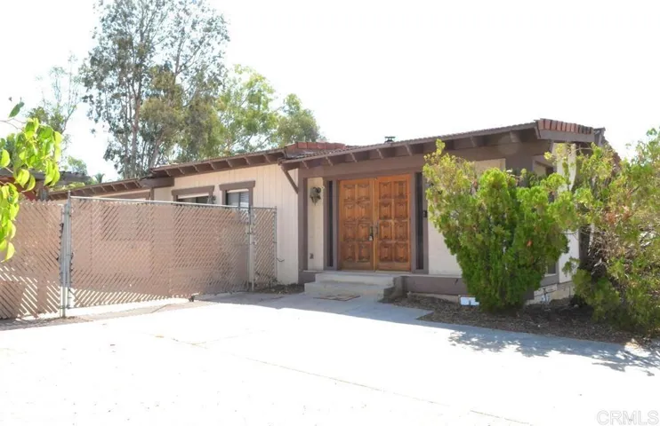 118 Alva Street, Fallbrook, California 92028