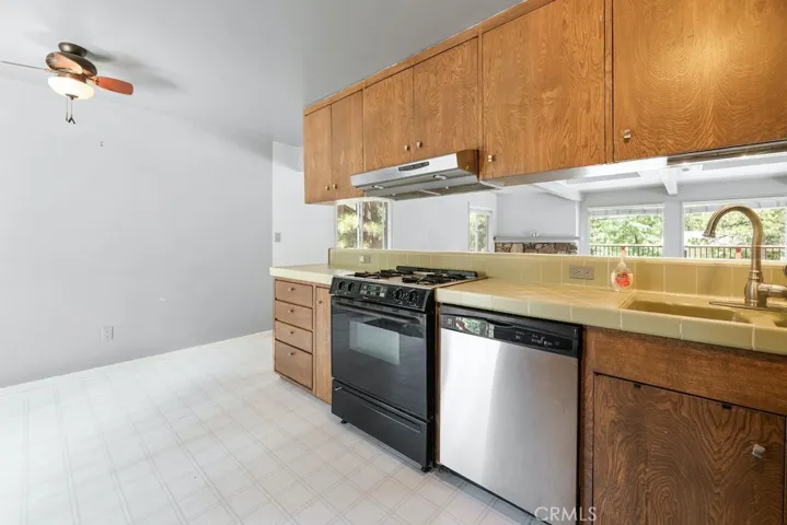 41735 Comstock Lane, Big Bear Lake, California 92315