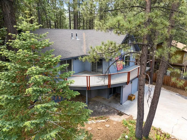 41735 Comstock Lane, Big Bear Lake, California 92315